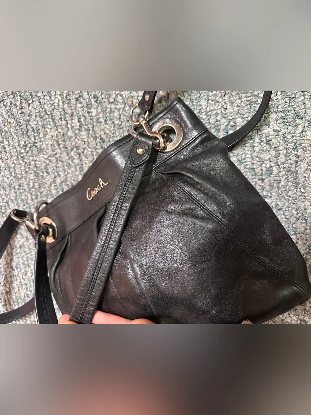 EUC Coach Y2K Ashley Hippie Bag F17605 Black Leather Pleated Shoulder Bag - Picture 6 of 14